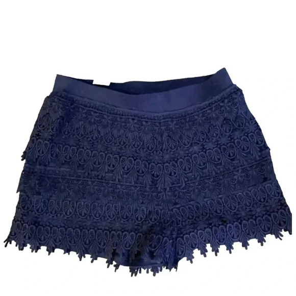 Express lacy shorts Navy Women’s size XS NWT Feminine Neutral Classy - Picture 5 of 5